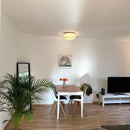 Moebliert-nahe Starlight Express In -wlan-netflix-loggia Oder Terrasse Bochum