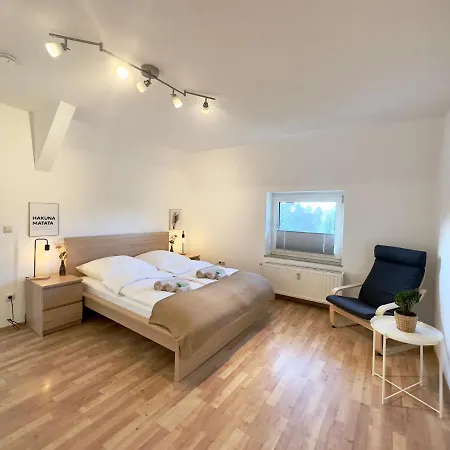 Moebliert-nahe Starlight Express In -wlan-netflix-loggia Oder Terrasse Lägenhet