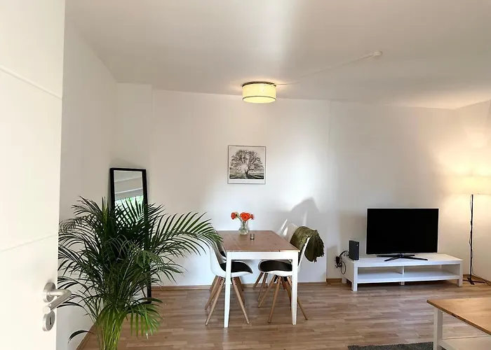 Moebliert-nahe Starlight Express In -wlan-netflix-loggia Oder Terrasse Bochum