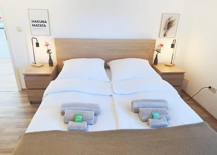 Moebliert-nahe Starlight Express In -wlan-netflix-loggia Oder Terrasse