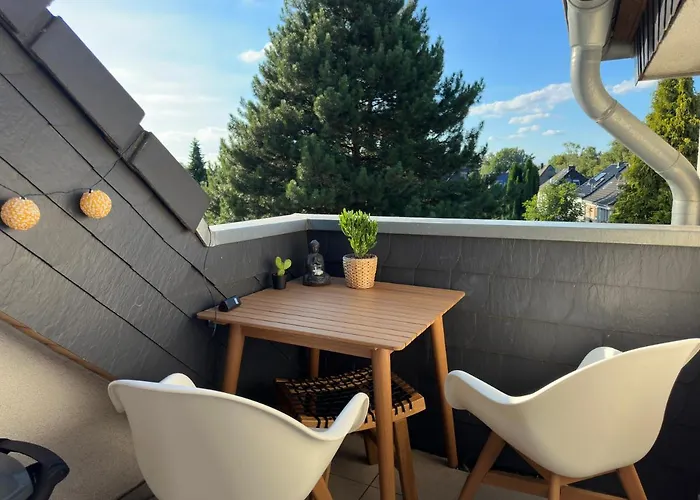 Moebliert-nahe Starlight Express In -wlan-netflix-loggia Oder Terrasse * Bochum