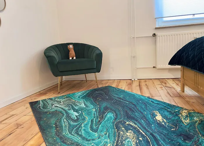 Moebliert-nahe Starlight Express In -wlan-netflix-loggia Oder Terrasse Bochum