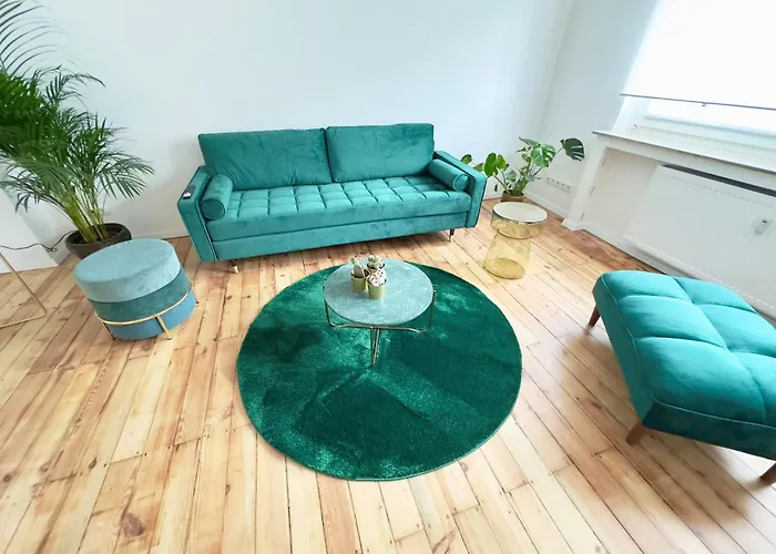 Moebliert-nahe Starlight Express In -wlan-netflix-loggia Oder Terrasse * Bochum